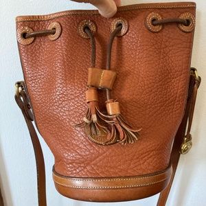 Vtg Dooney & Bourke Cinch Top Purse